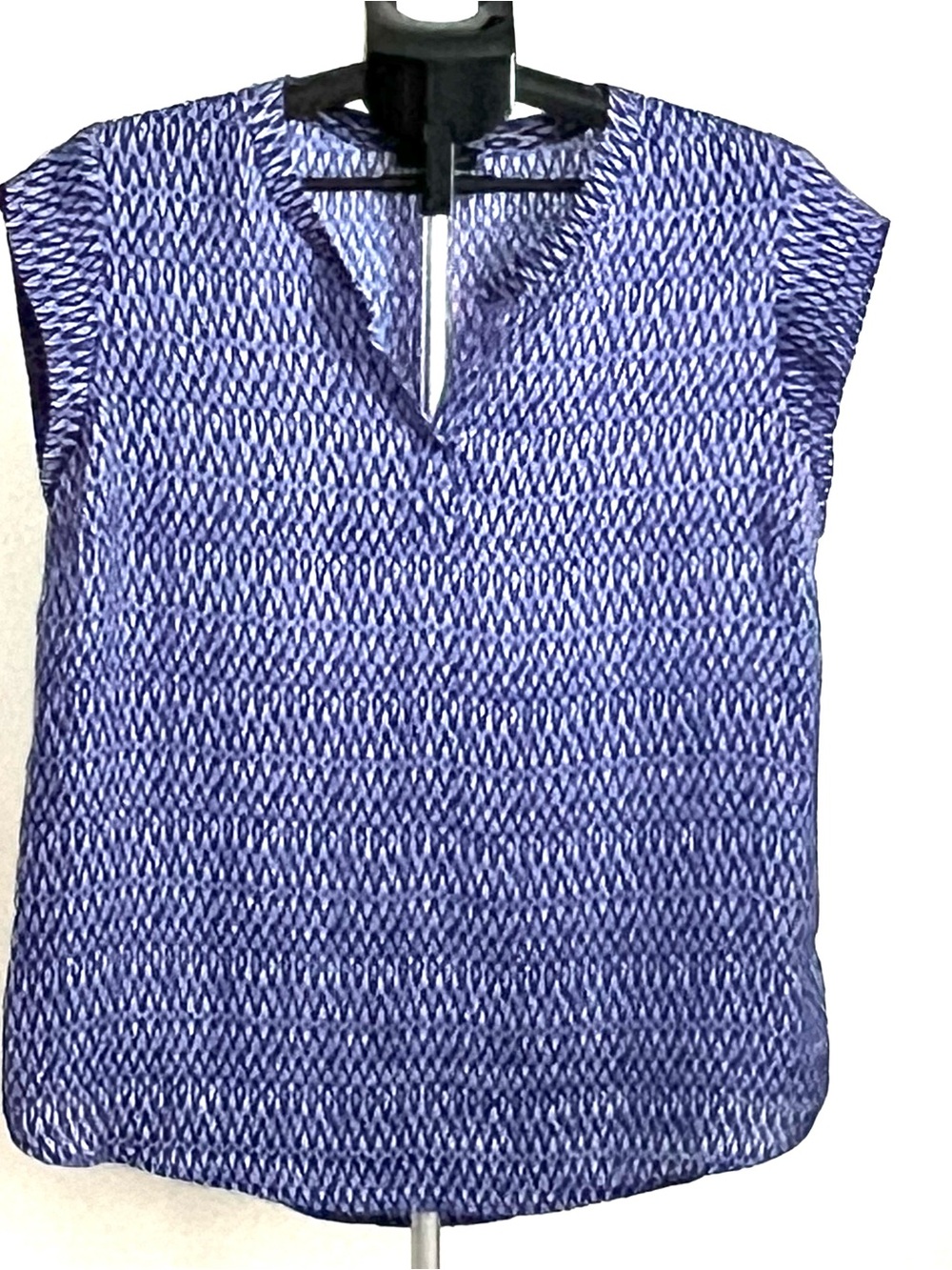 Willi Smith Women’s Sleeveless Pullover Blue Patterned Top Size Large